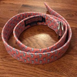Vineyard vines belt